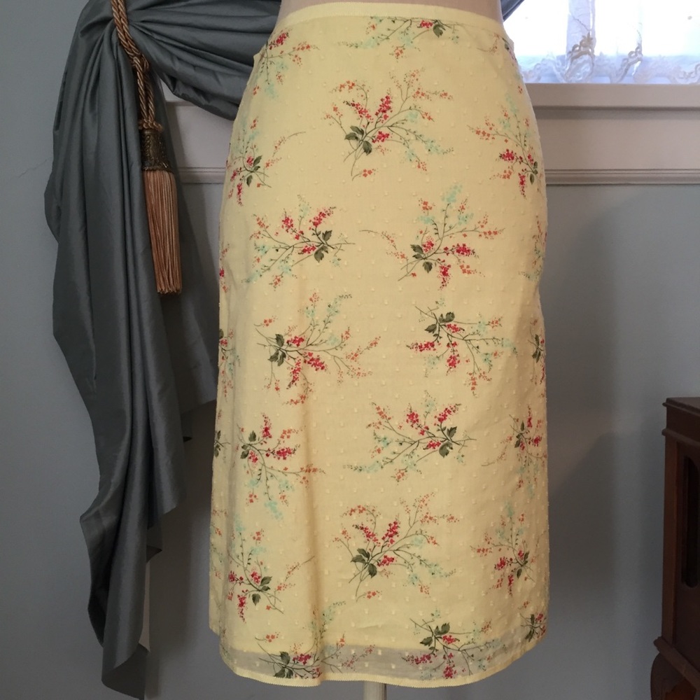 Max Studio Skirt in Lemon Yellow